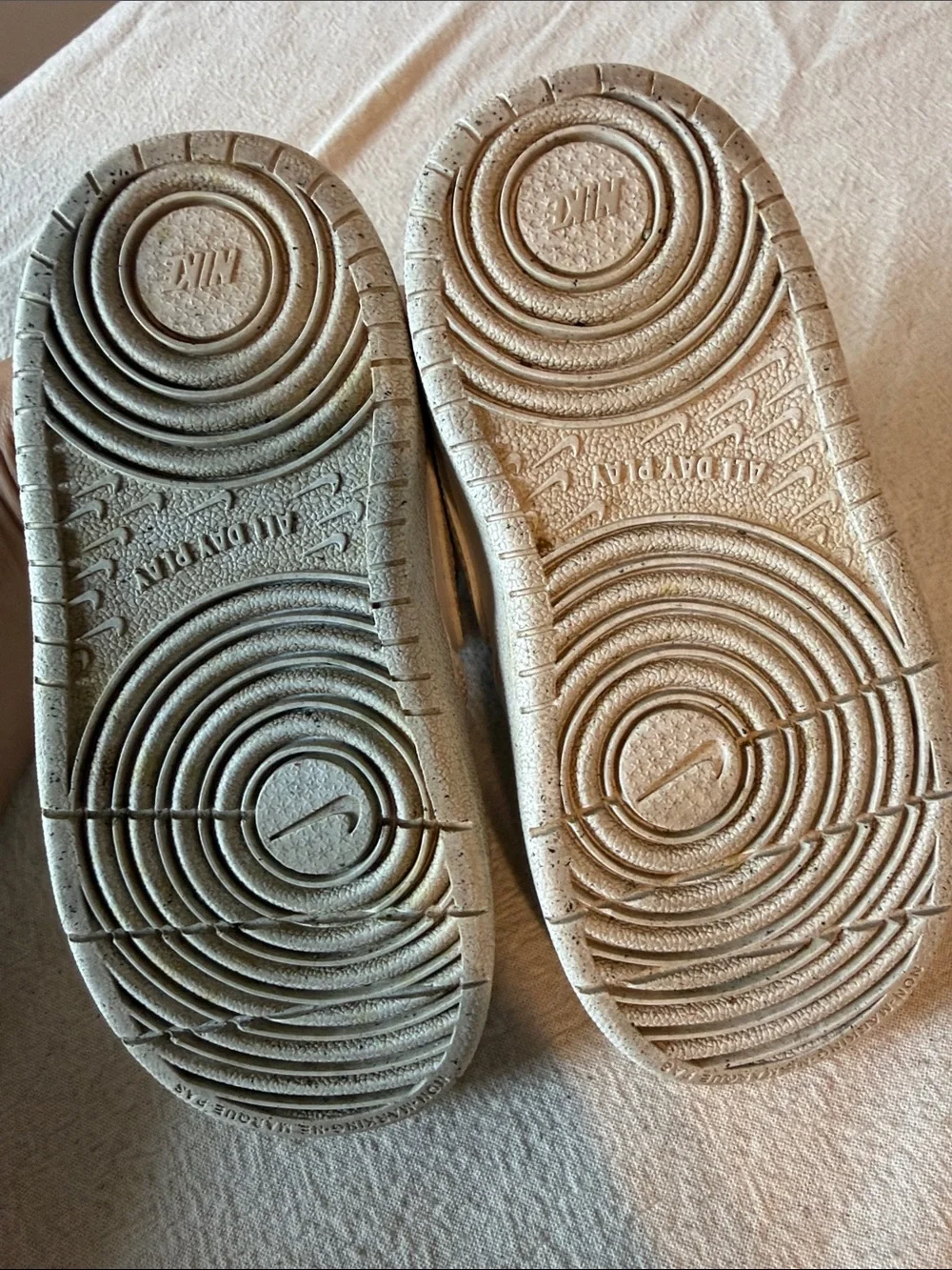 Nike Court Borough Low Sneaker